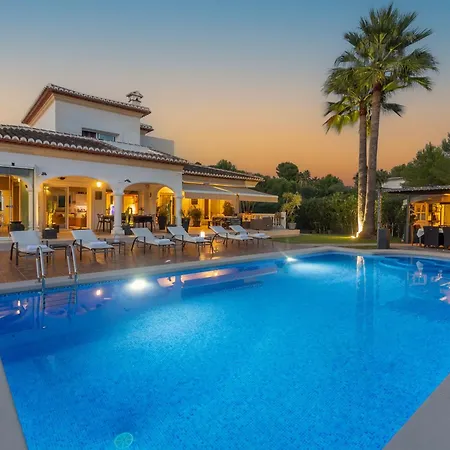 Villa Pacifica By Abahana